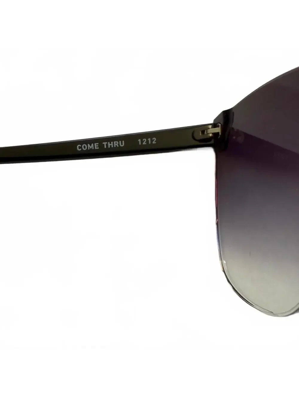 Quay Australia Come Thru Cat Eye Sunglasses Oversized Black Fade Gradient UV